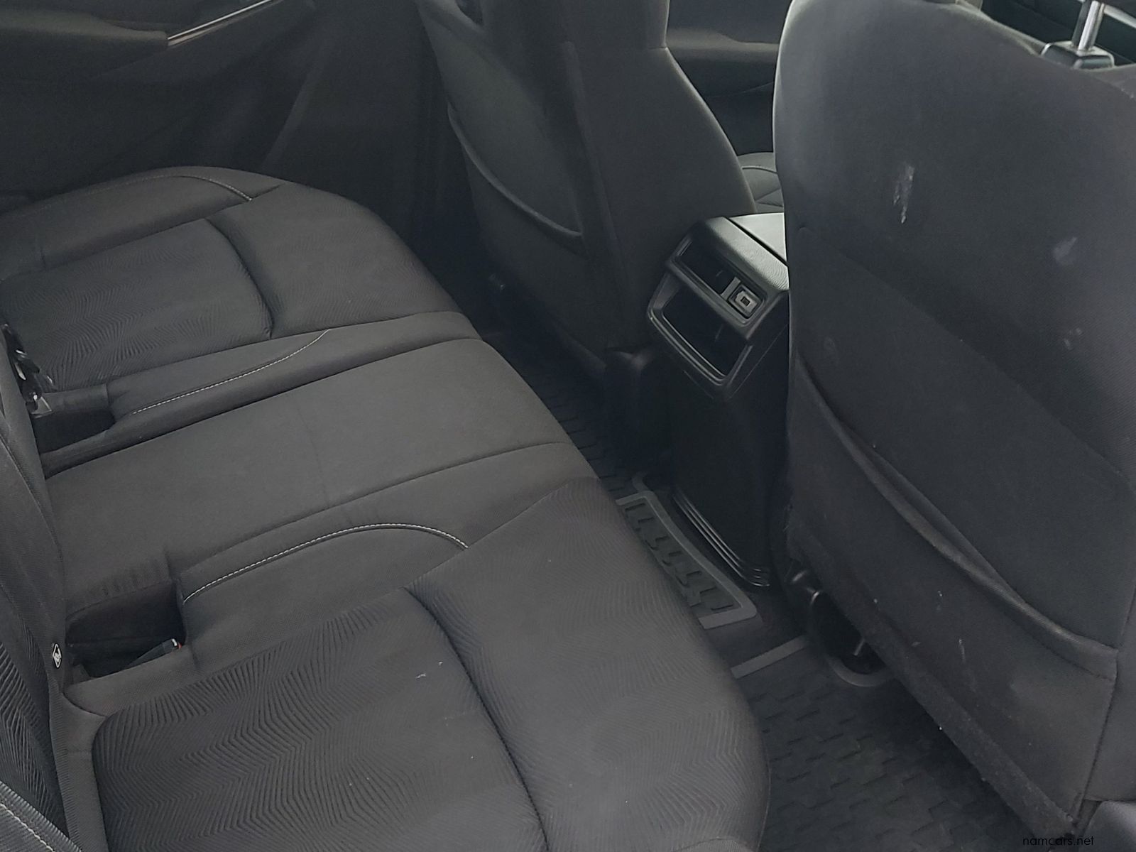 2022 Isuzu D-Max DDI LS photo