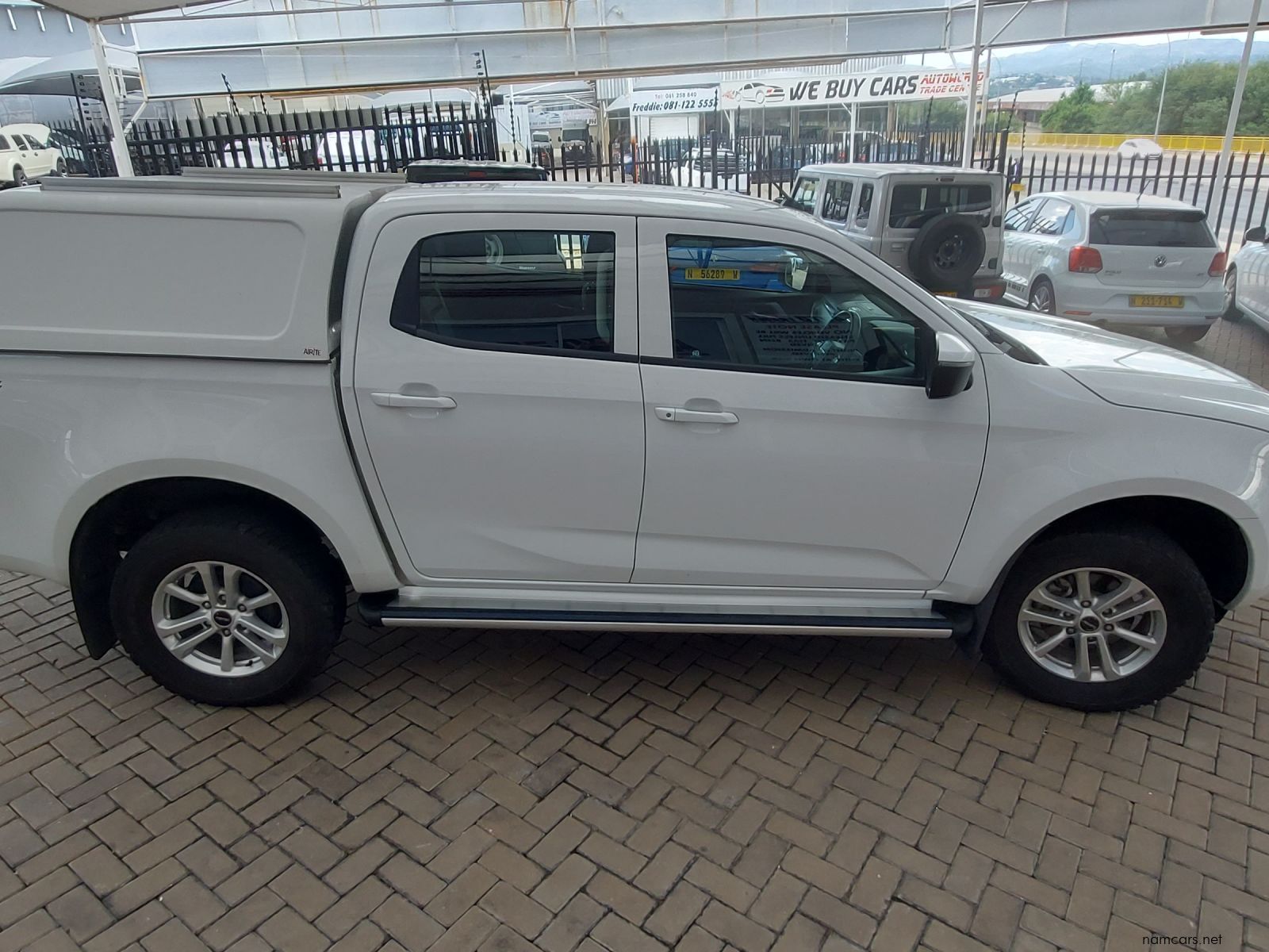 2022 Isuzu D-Max DDI LS photo