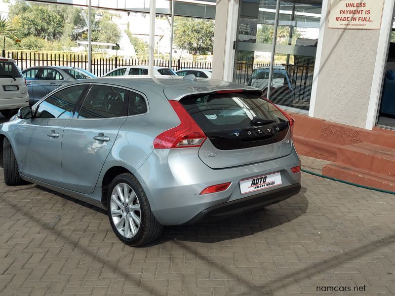 2015 Volvo V40 D2 Excel photo