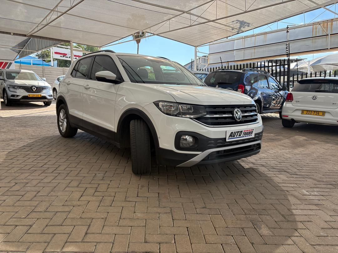 2020 Volkswagen T-Cross TSI Comfortline photo