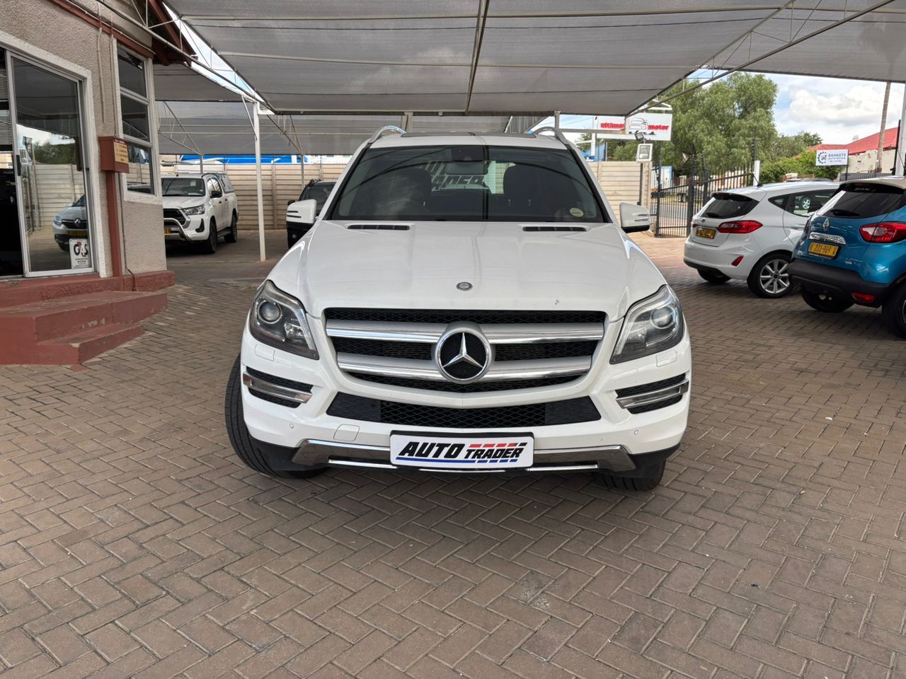 2016 Mercedes-Benz GL 500 BE photo
