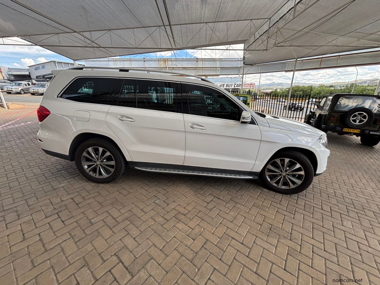 2016 Mercedes-Benz GL 500 BE photo