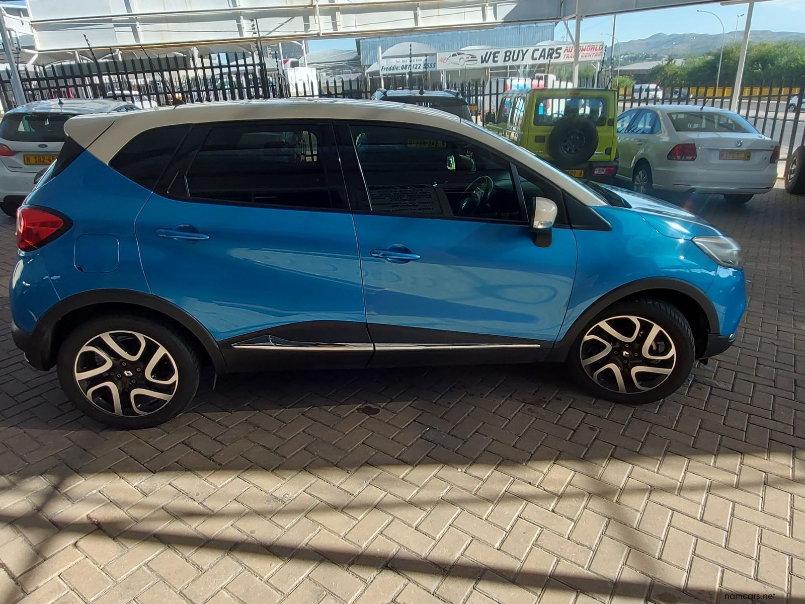 2015 Renault Captur Dynamique photo