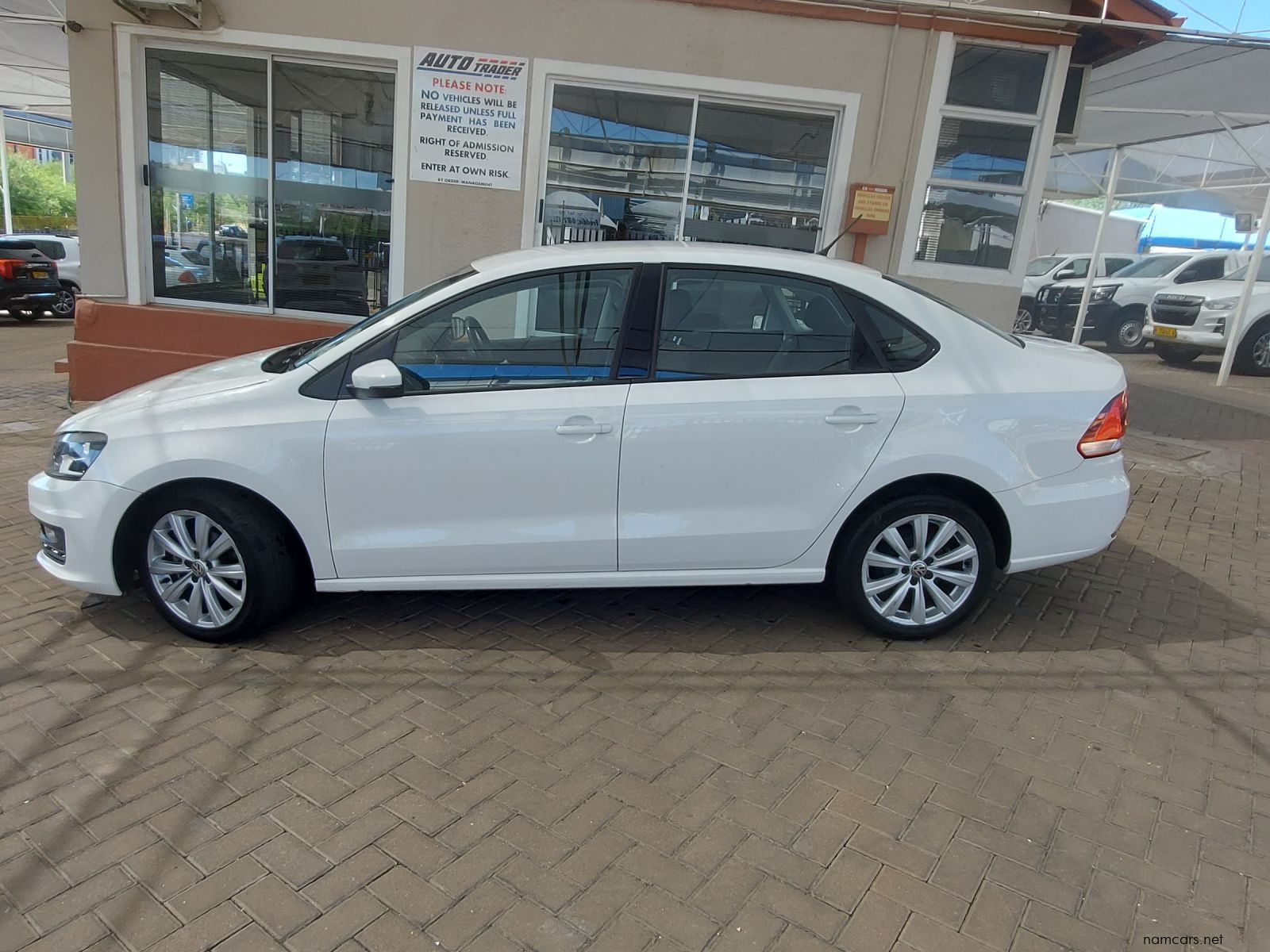 2016 Volkswagen Polo Comfortline photo