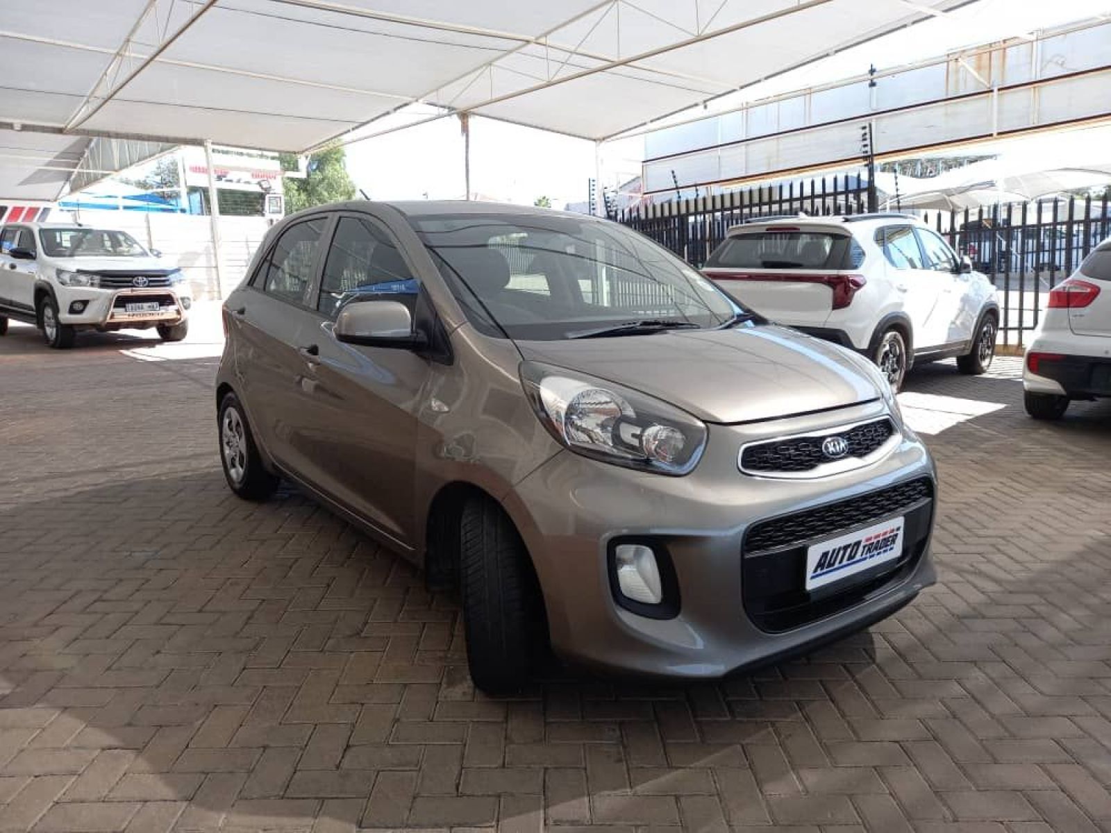 2016 Kia Picanto LX photo