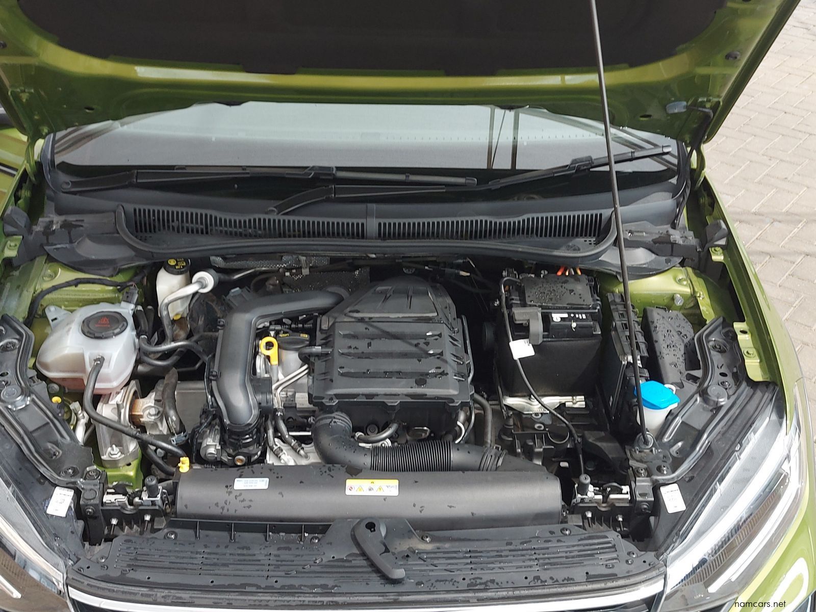 2024 Volkswagen Taigo R-Line photo