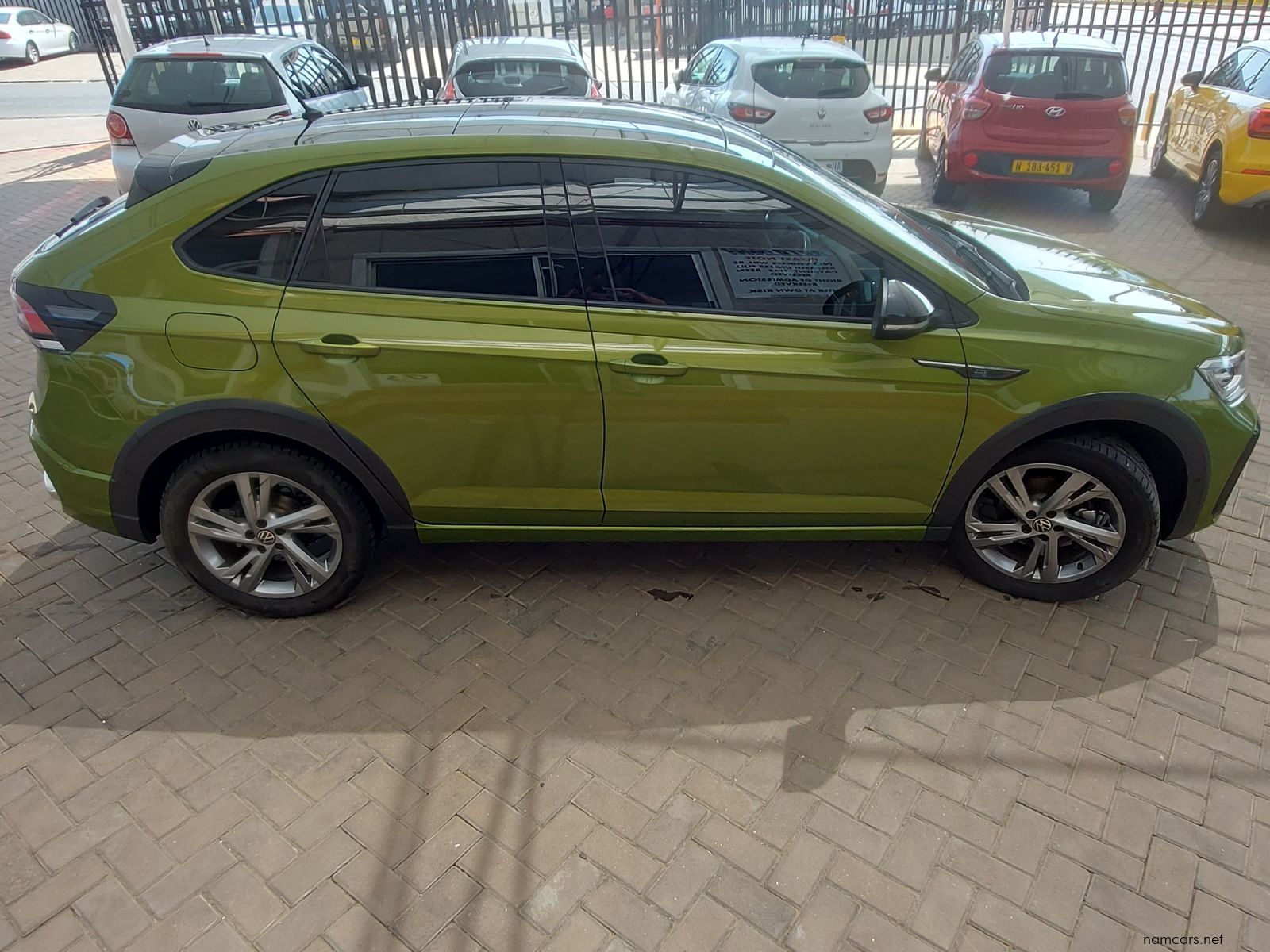 2024 Volkswagen Taigo R-Line photo