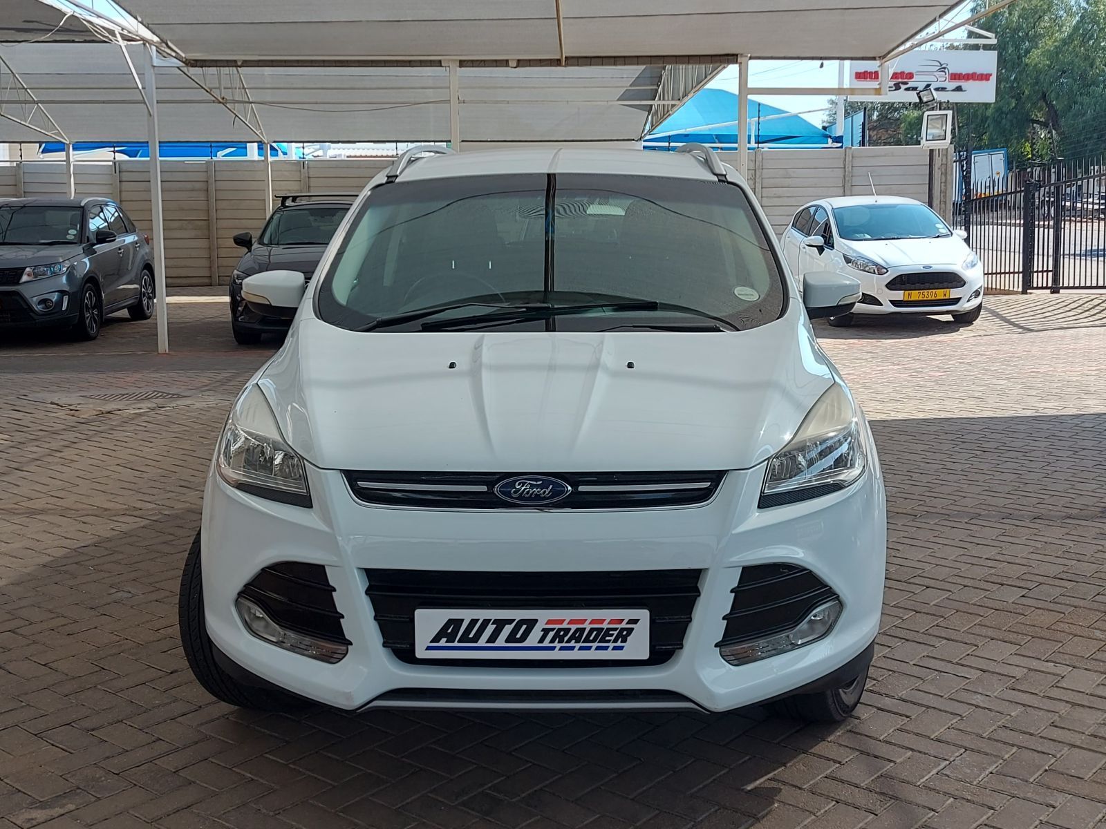 2016 Ford Kuga Ecoboost Ambiente photo
