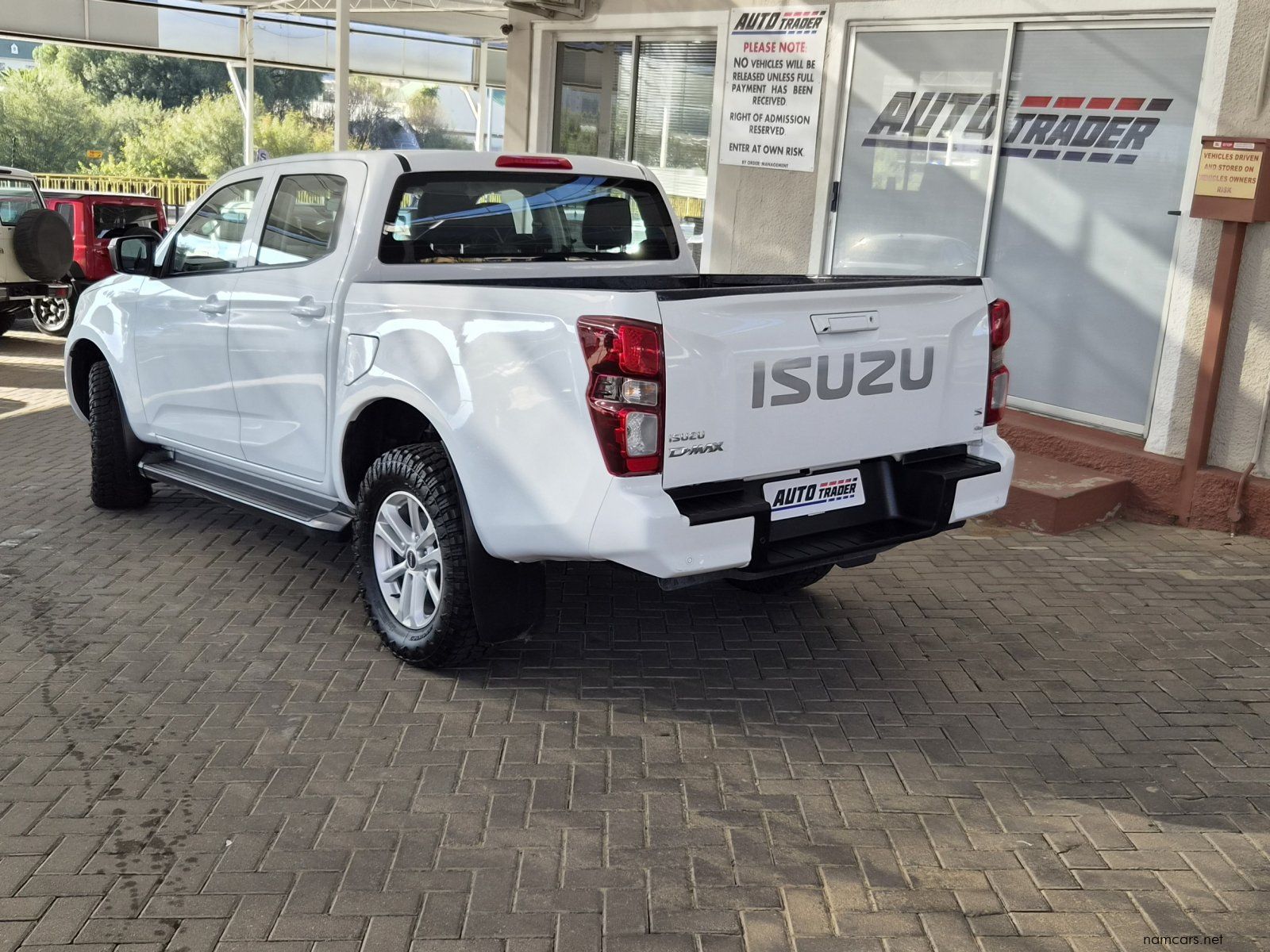 2023 Isuzu D-Max DDI LS photo
