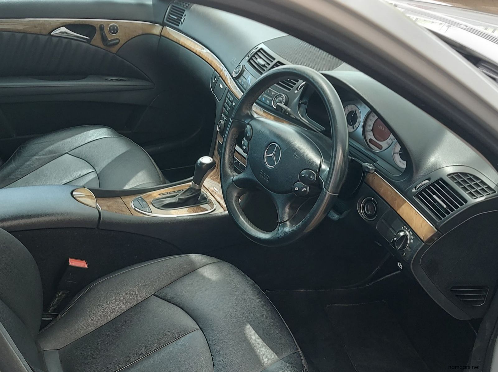 2008 Mercedes-Benz E220 CDI Avantgarde pictures