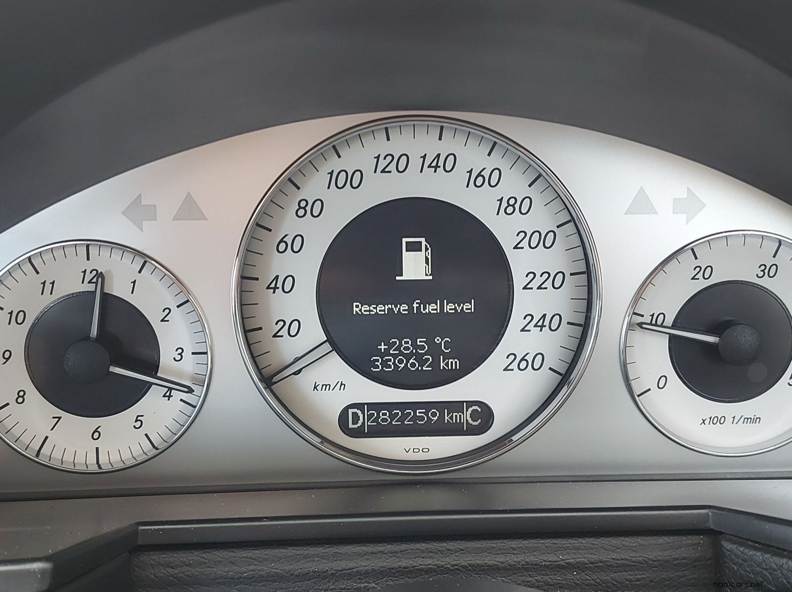 2008 Mercedes-Benz E220 CDI Avantgarde pictures