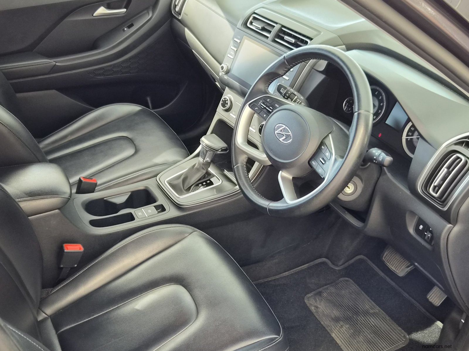 2022 Hyundai Creta Executive pictures