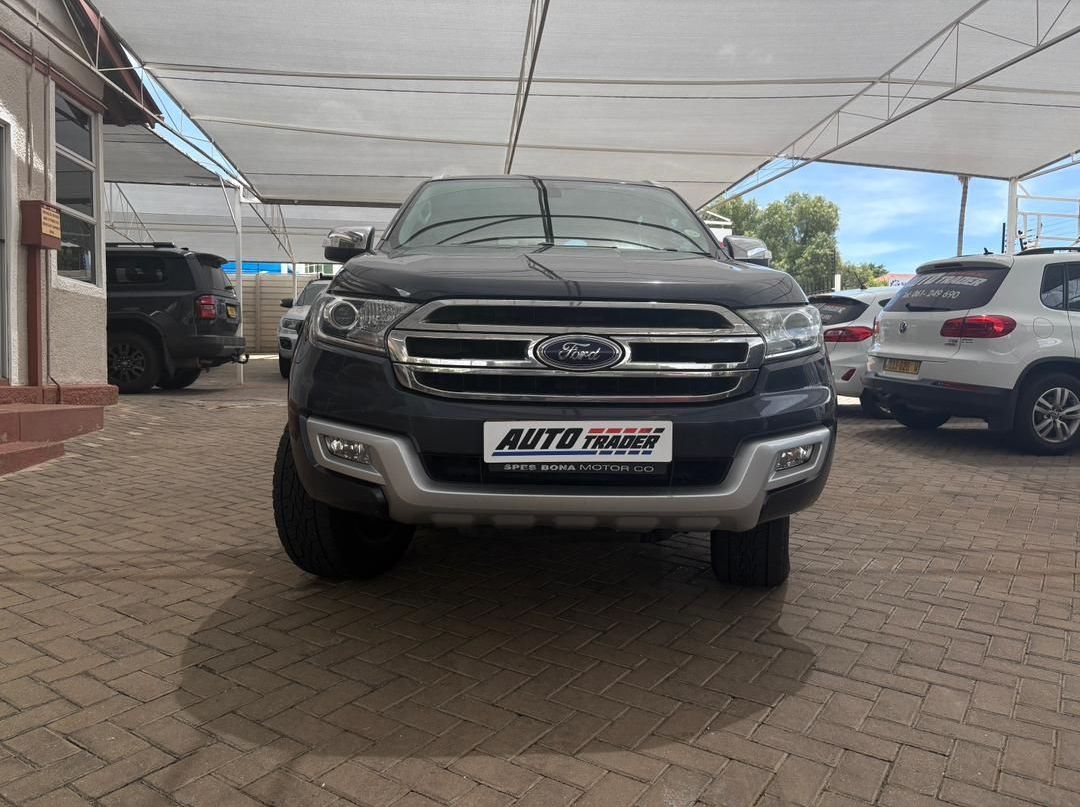 2018 Ford Everest XLT pictures