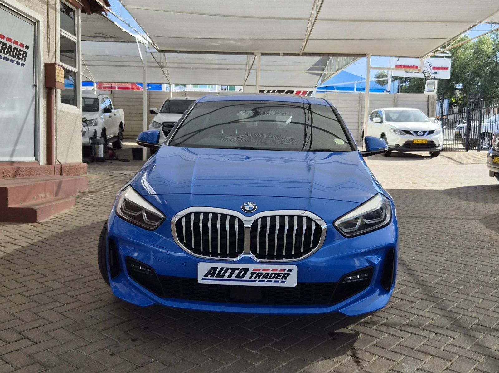 2020 BMW 118I pictures