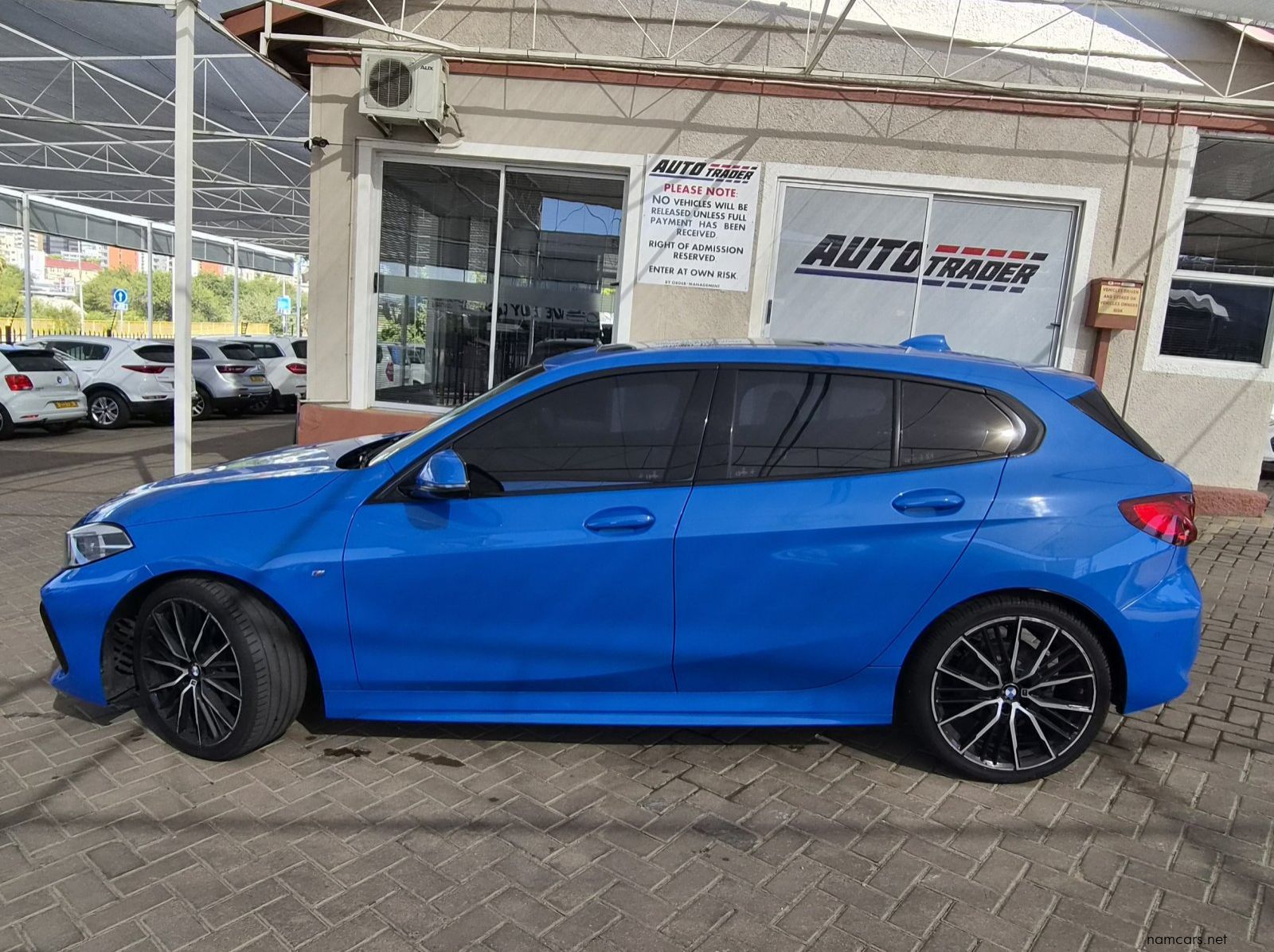 2020 BMW 118I pictures