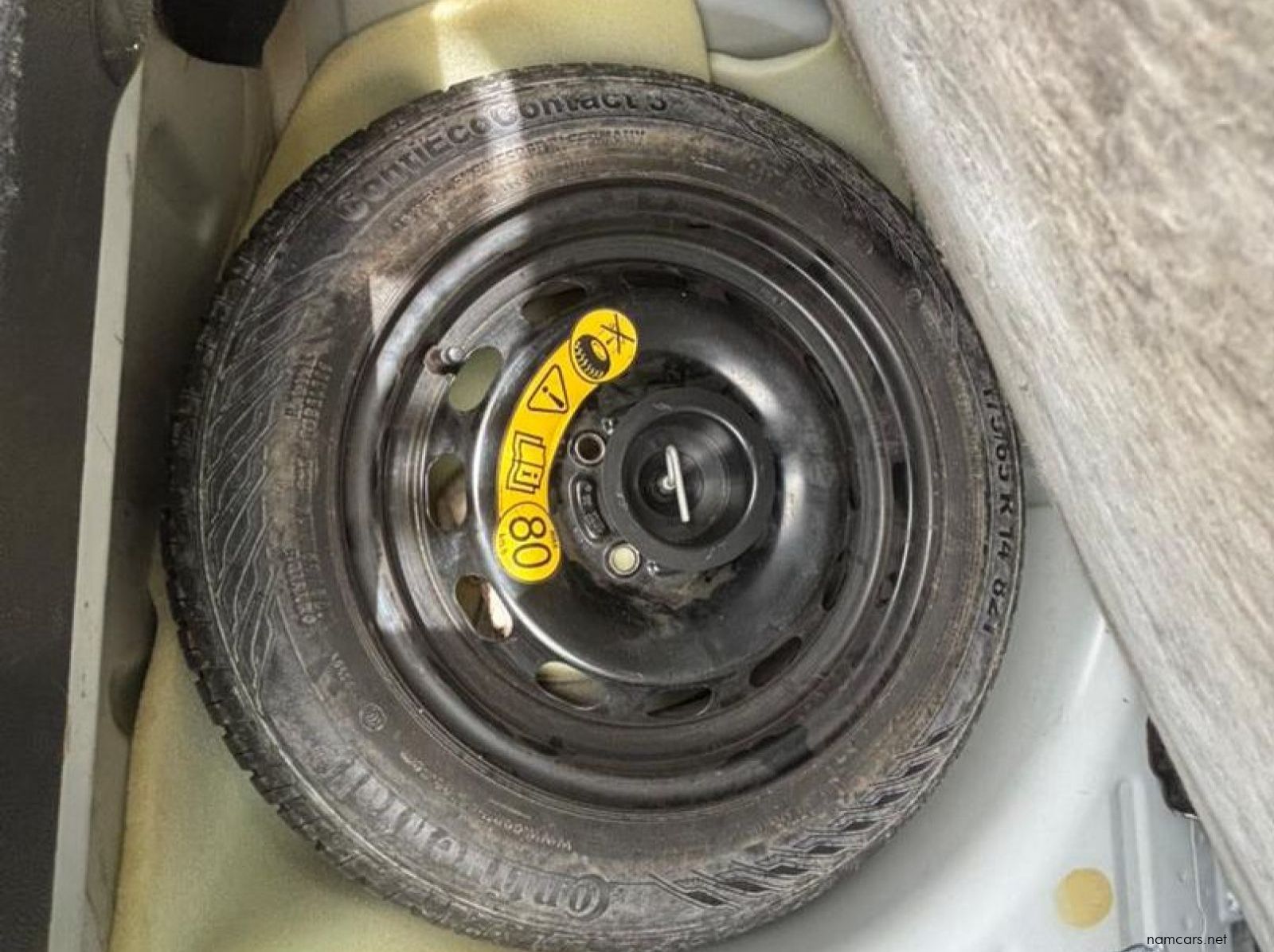 2017 Ford Fiesta Ambiente pictures