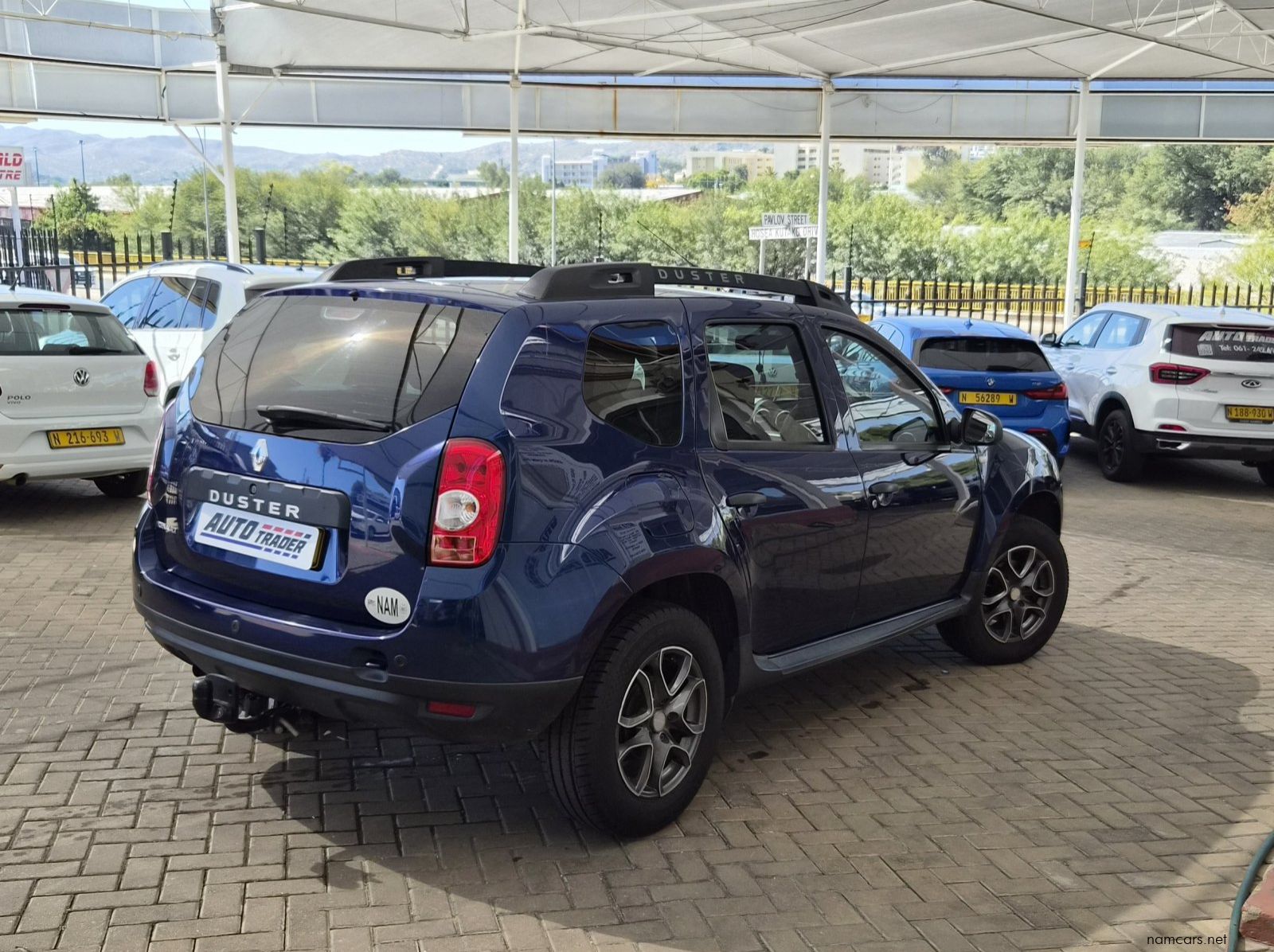 2016 Renault Duster Expression pictures