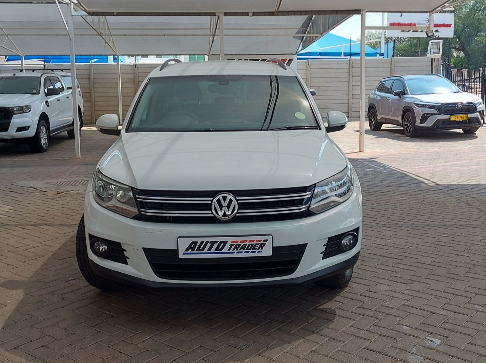 2015 Volkswagen Tiguan TSI Blue Motion Tren-Fun (90Kw) pictures