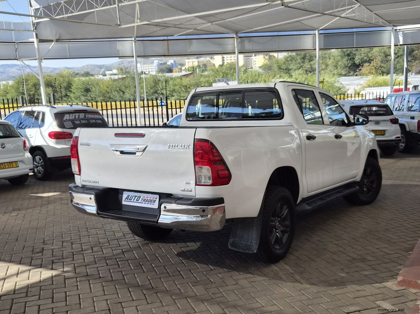 2023 Toyota Hilux GD-6 pictures