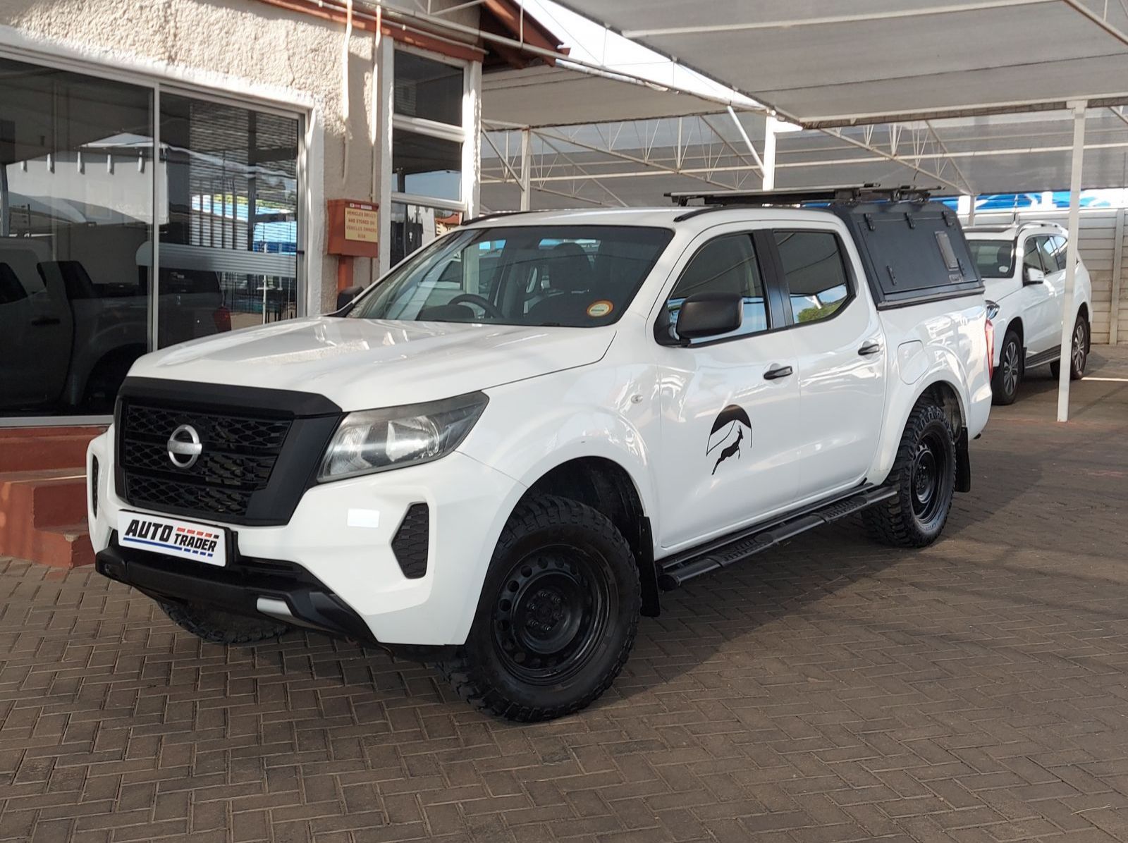 Used Nissan Navara XE  for sale in Windhoek, Namibia