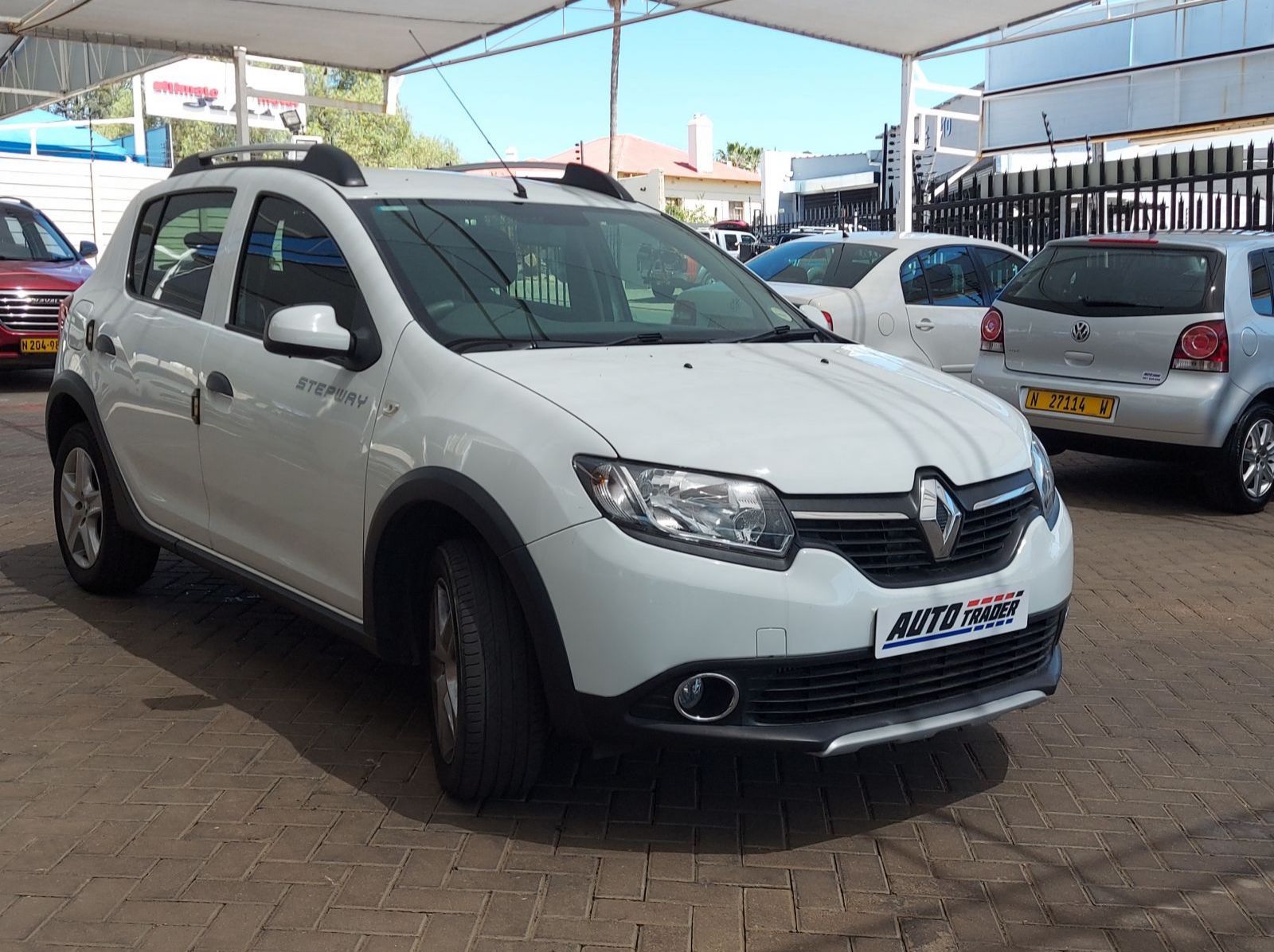 2016 Renault Sandero Stepway pictures