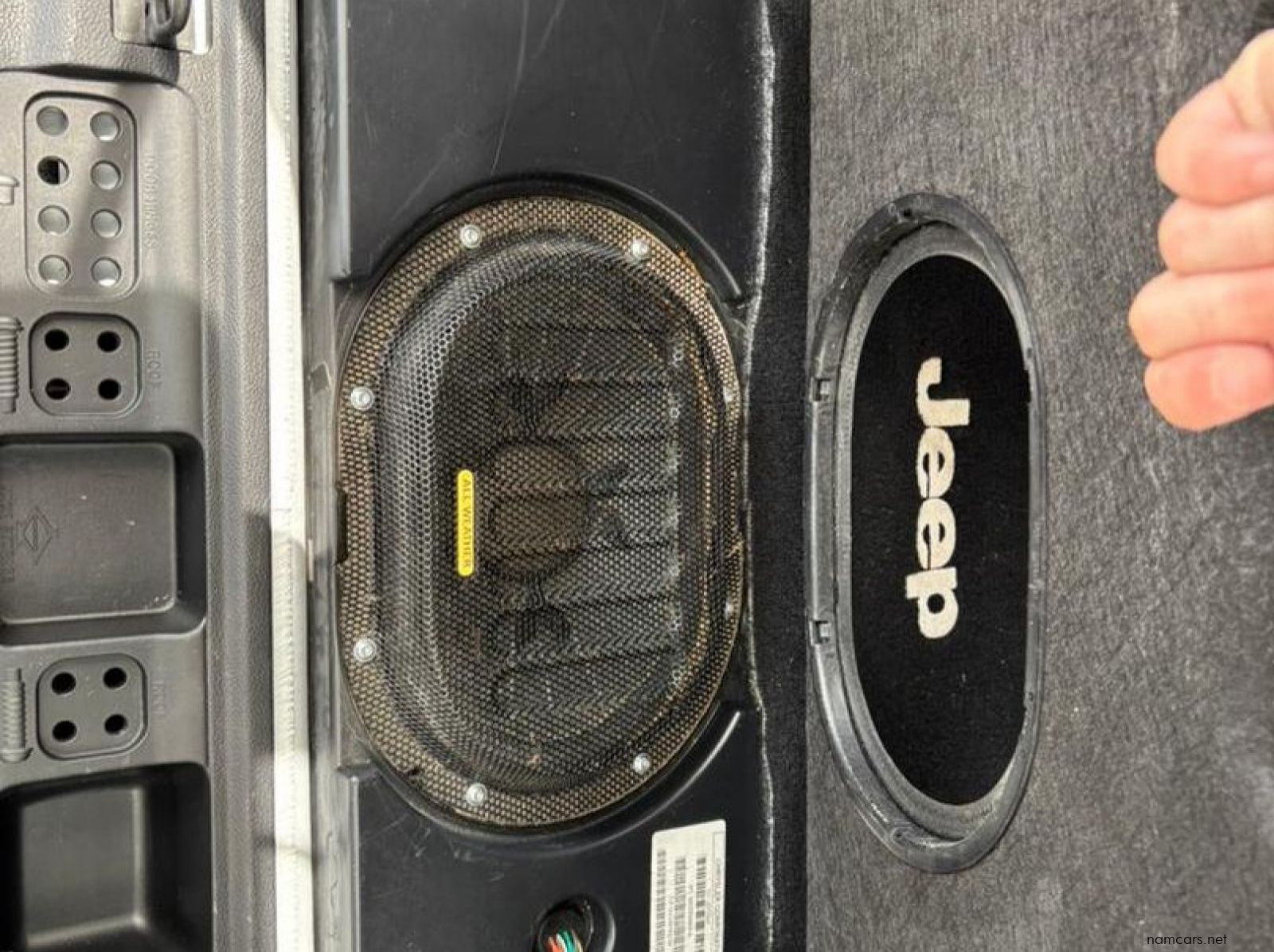 2016 Jeep Wrangler Unlimited Sahara V6 pictures