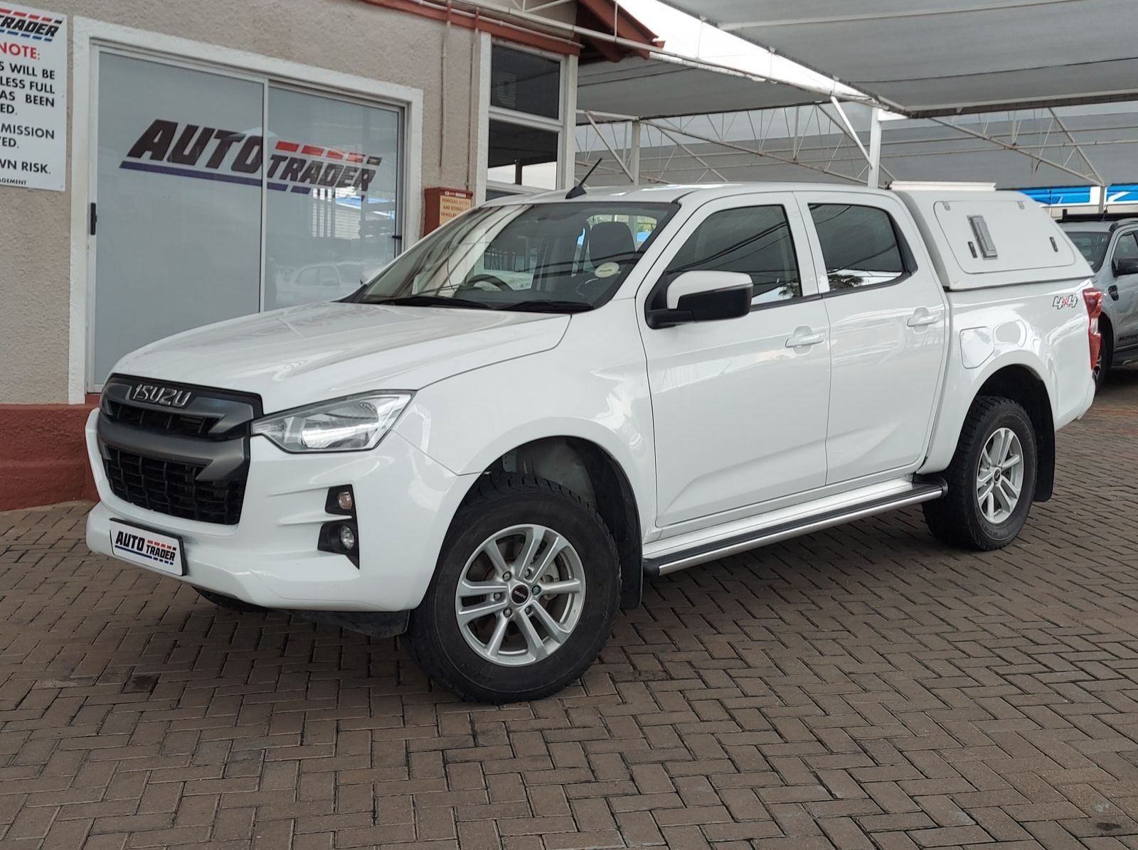Used Isuzu D-Max DDI LS for sale in Windhoek, Namibia