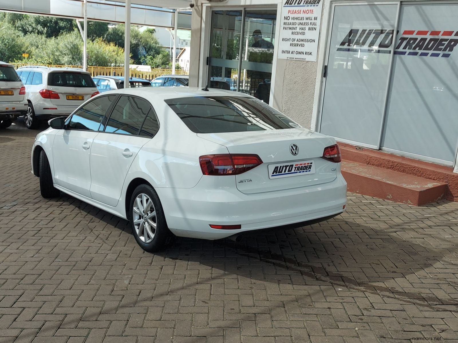 2018 Volkswagen Jetta TDI Comfortline pictures