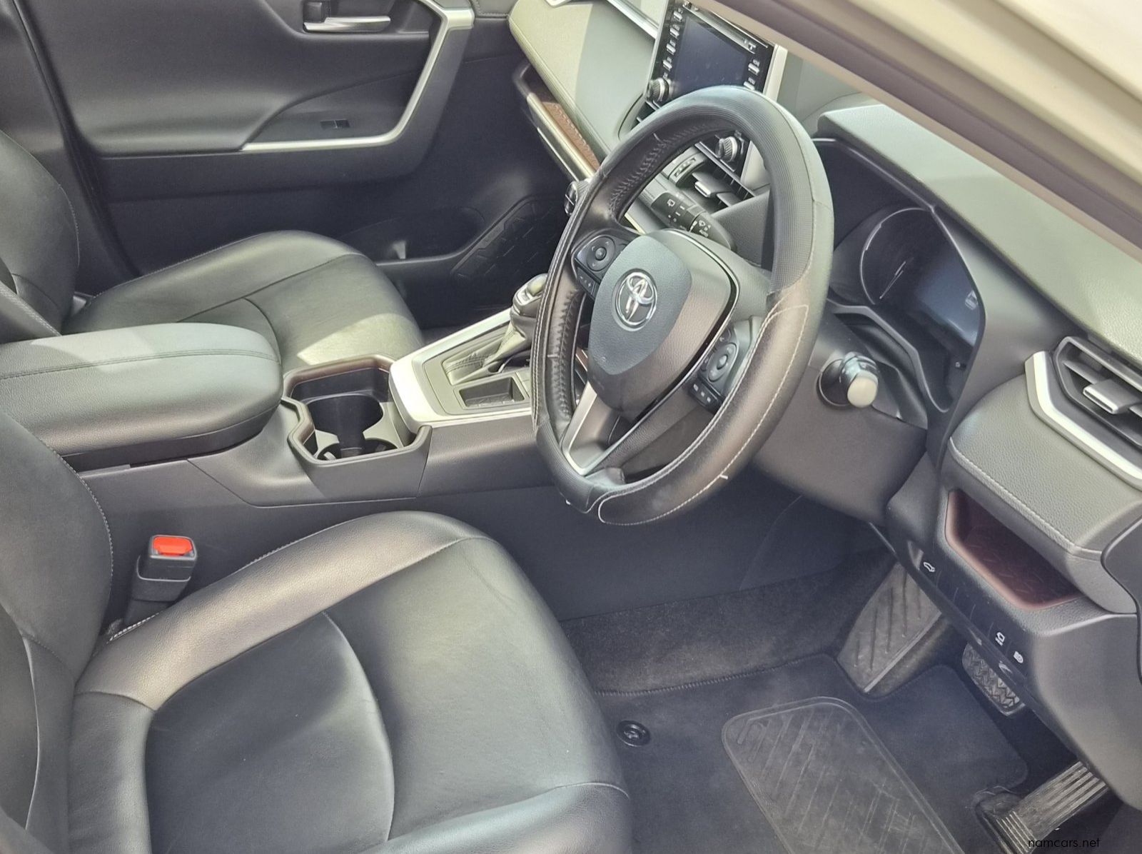 2019 Toyota Rav4 VX pictures