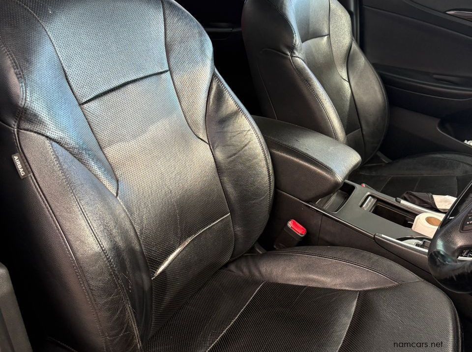 2011 Hyundai Sonata GLS Exclusive pictures