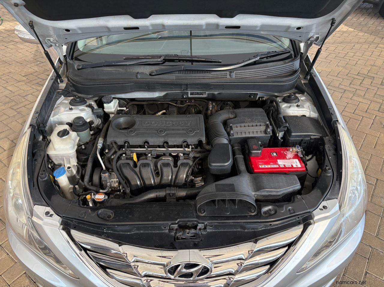 2011 Hyundai Sonata GLS Exclusive pictures