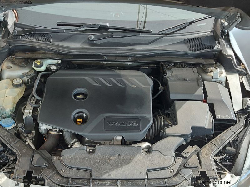 2015 Volvo V40 D2 Excel pictures
