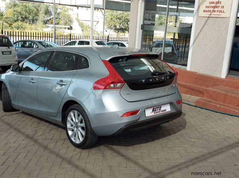 2015 Volvo V40 D2 Excel pictures