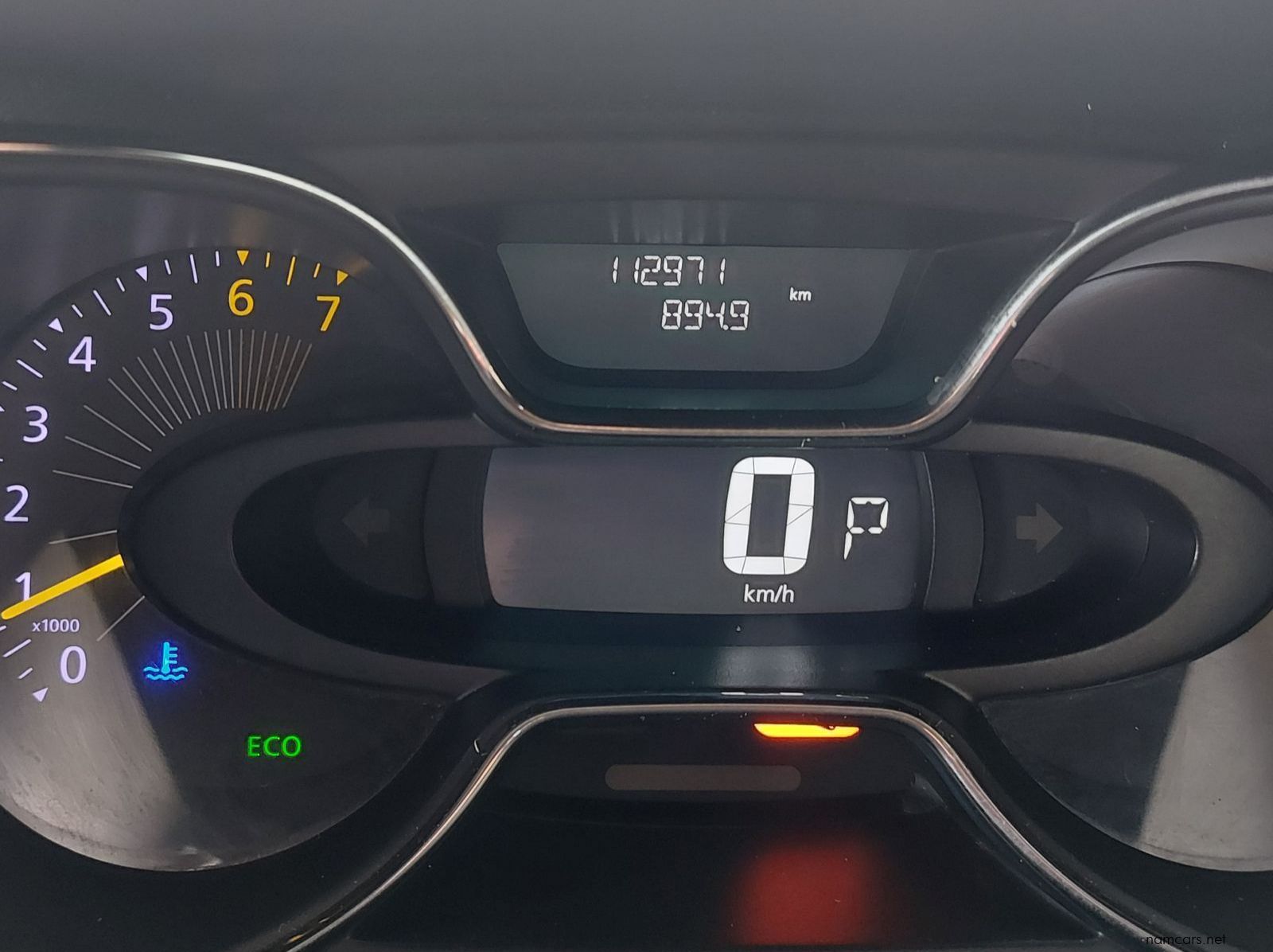 2015 Renault Captur Dynamique pictures