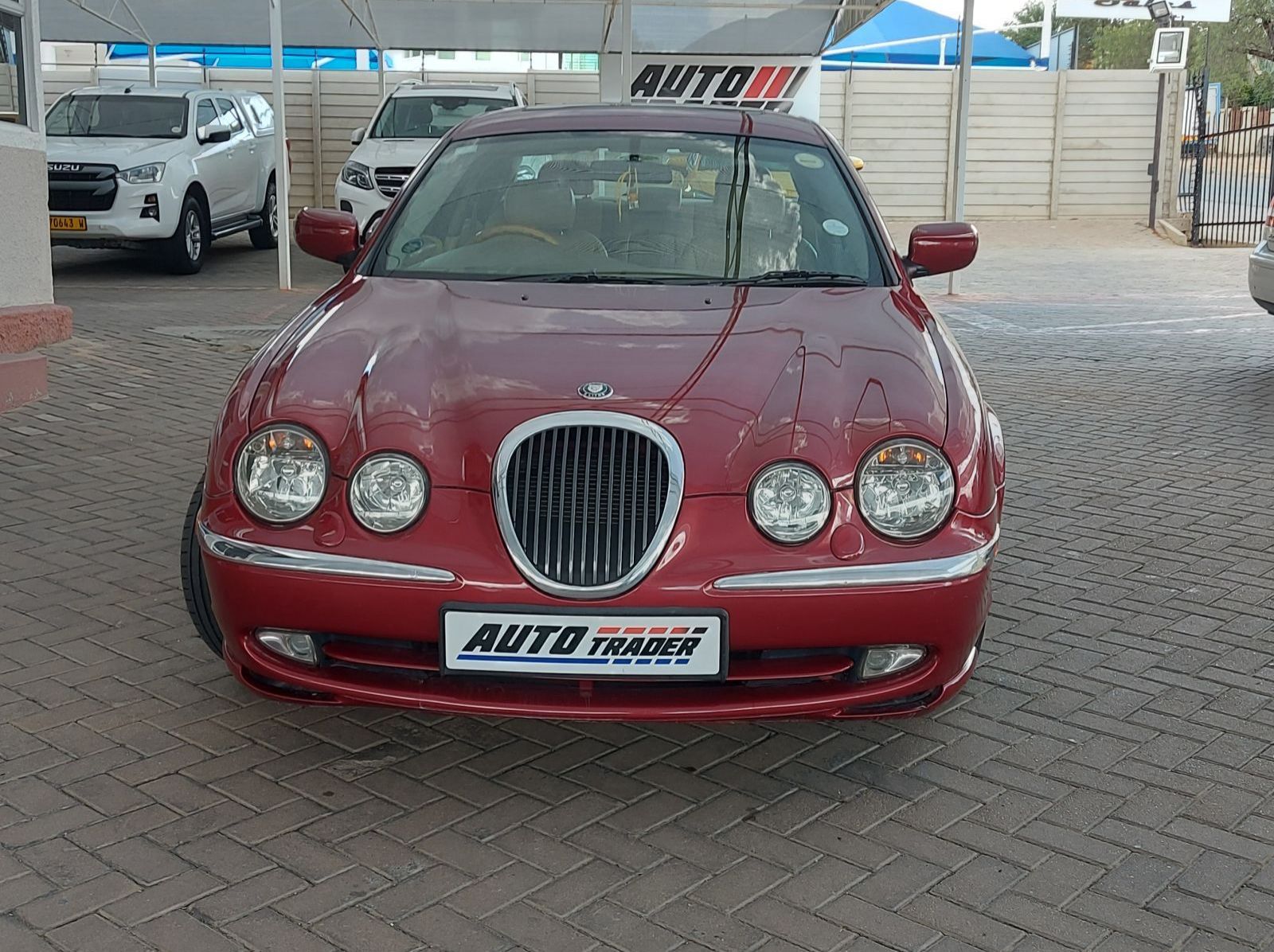 1997 Jaguar S-Type V6 pictures