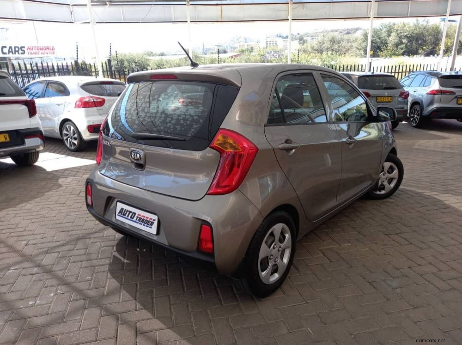 2016 Kia Picanto LX pictures