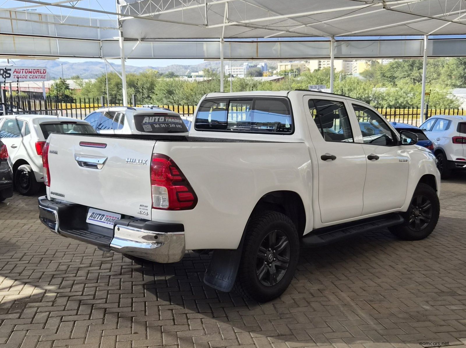 2023 Toyota Hilux GD-6 pictures