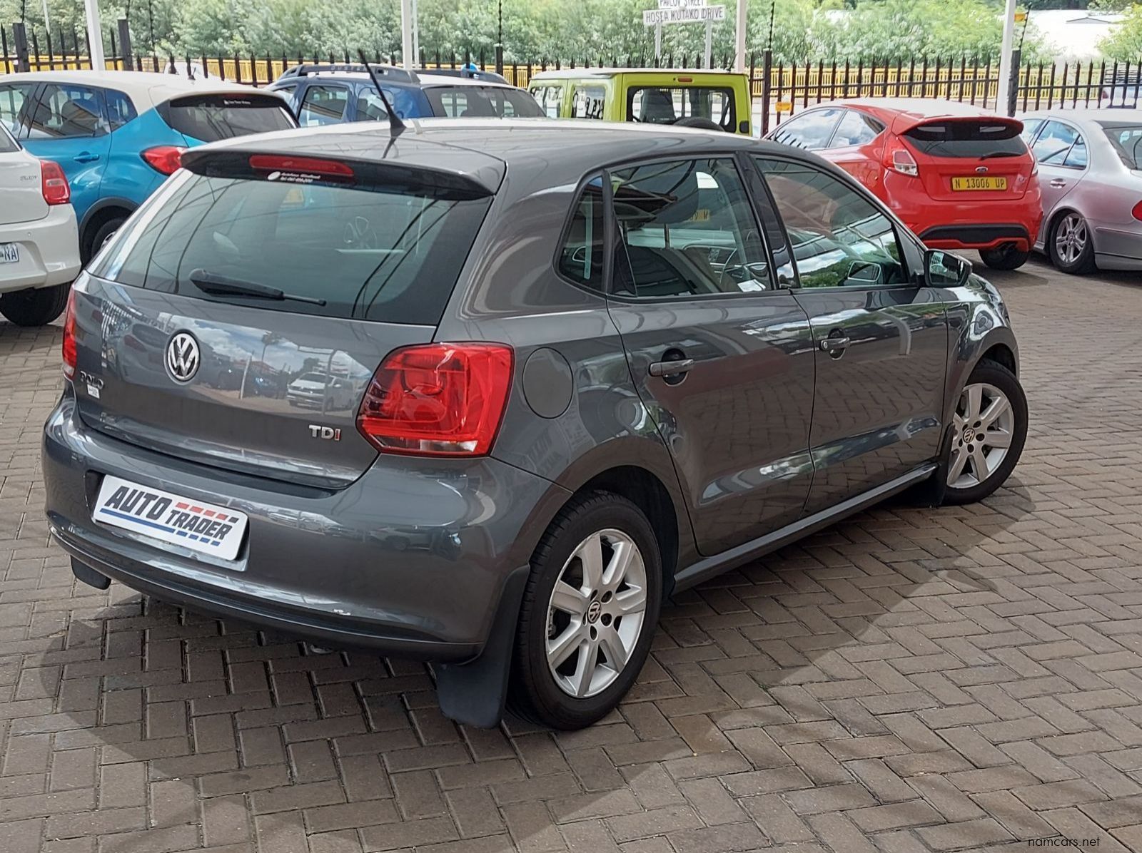 2012 Volkswagen Polo TDI Comfortline pictures