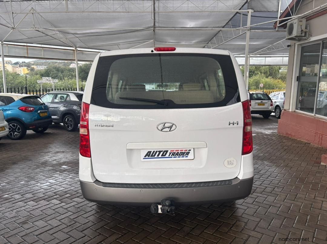 2013 Hyundai H-1 CRDI pictures