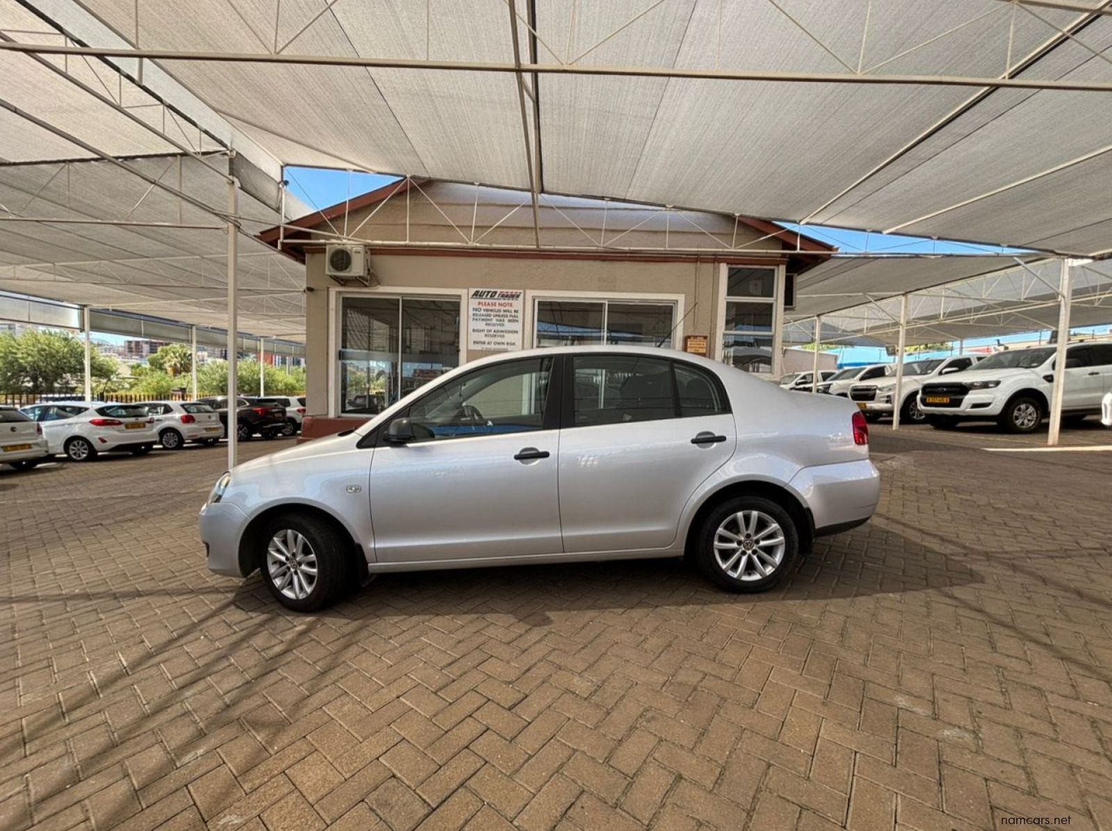 2012 Volkswagen Polo Vivo Trendline pictures