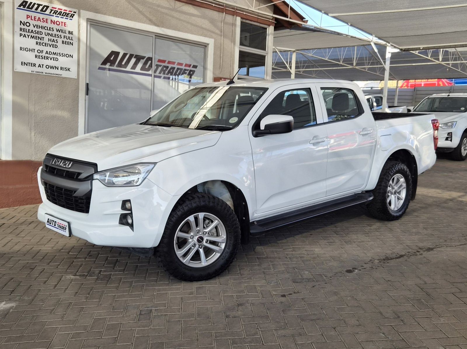 Used Isuzu D-Max DDI LS for sale in Windhoek, Namibia