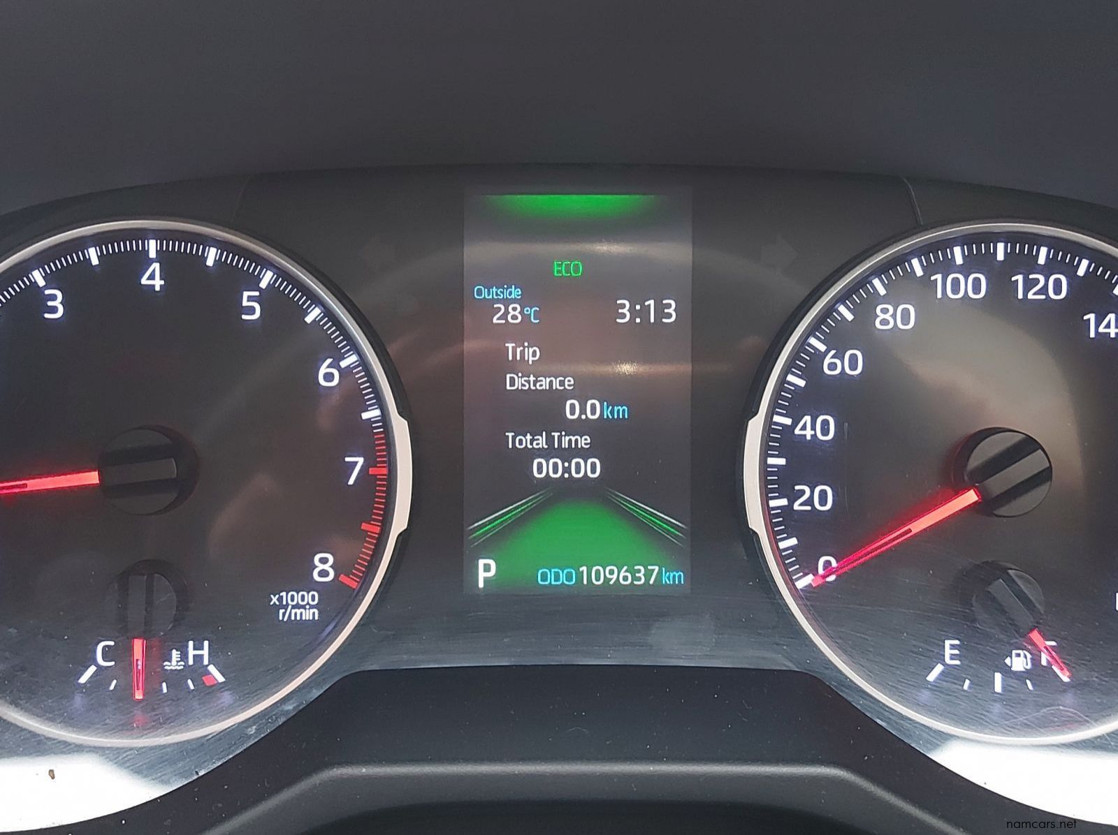 2019 Toyota RAV4 GX pictures