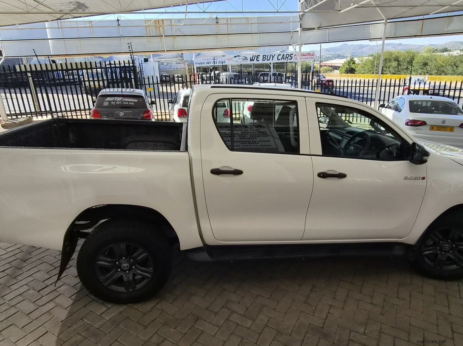 2023 Toyota Hilux GD-6 pictures