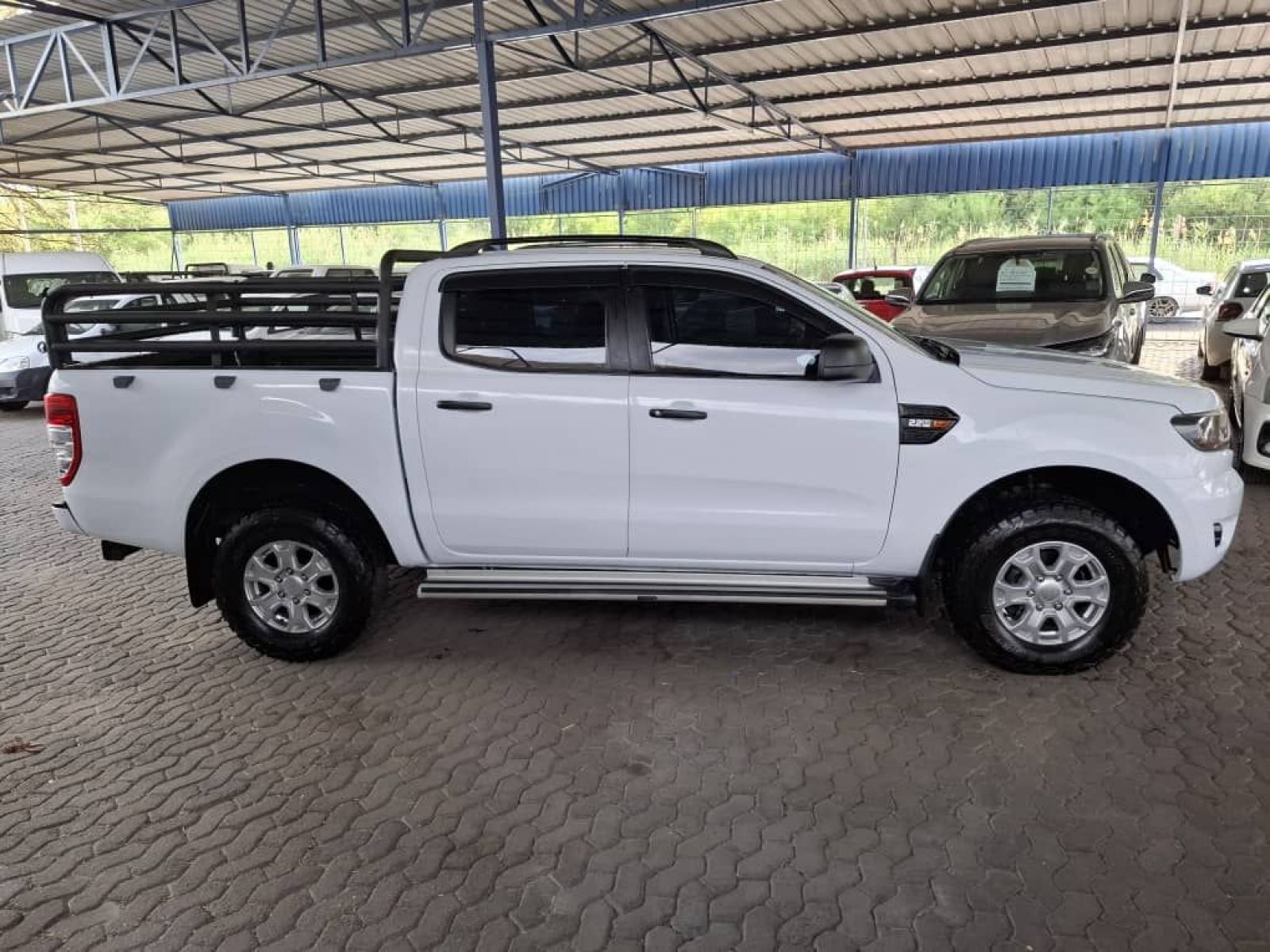 Ford RANGER 2.2 XL 4X2 D/CAB AUTO in Namibia
