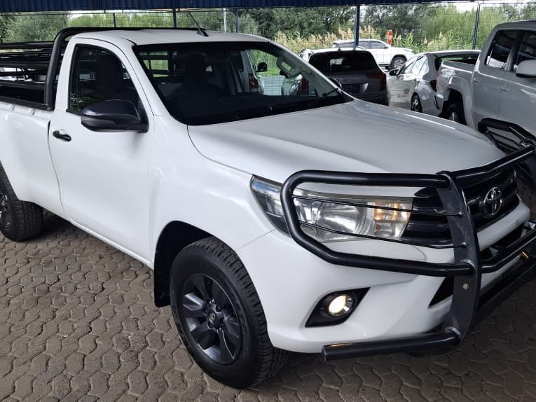 2018 Toyota HILUX 2.4 GD6 SRX 4X4 S/CAB photo