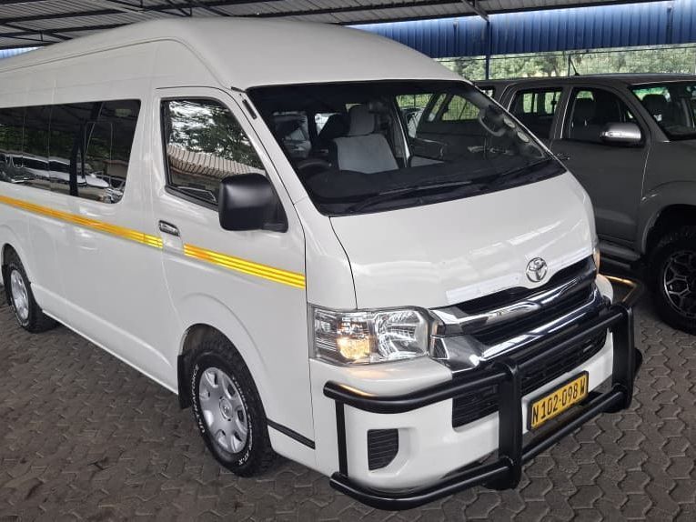 2021 Toyota QUANTUM 2.5 D4D GL 14 SEATER photo