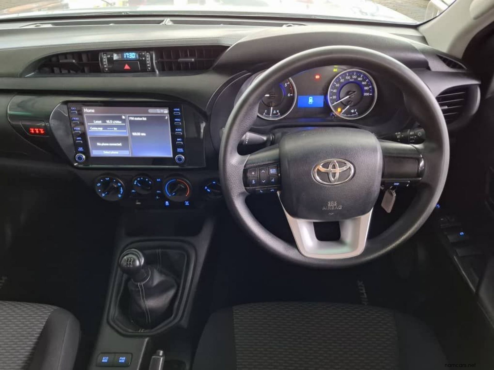 2019 Toyota HILUX 2.4 GD6 SRX 4X4 D/CAB MAN photo