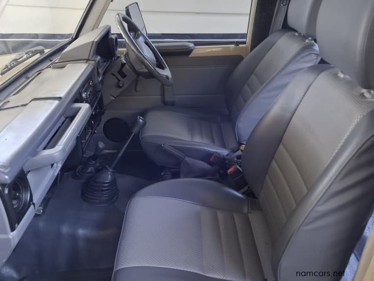 2007 Toyota LANDCRUISER 4.5 EFI 11 SEATER TOURIST TRANSPORTER photo