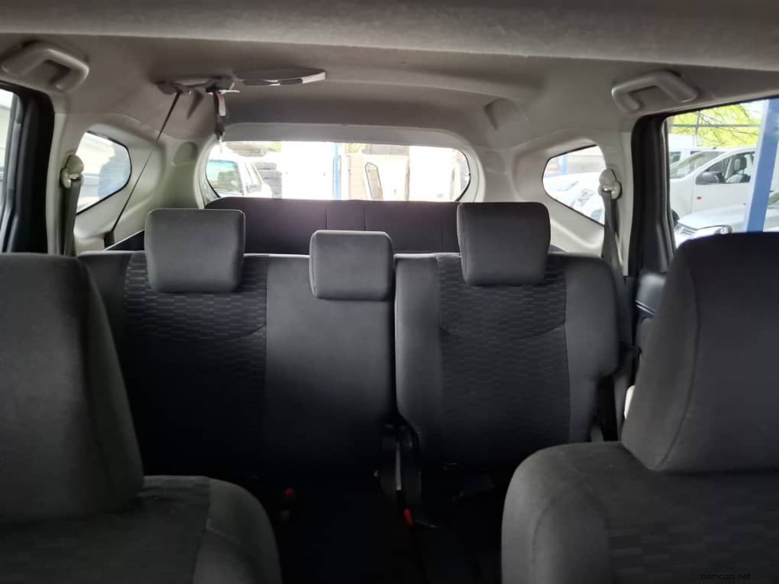 2018 Toyota RUSH 1.5 AUTO - 7 SEATER photo