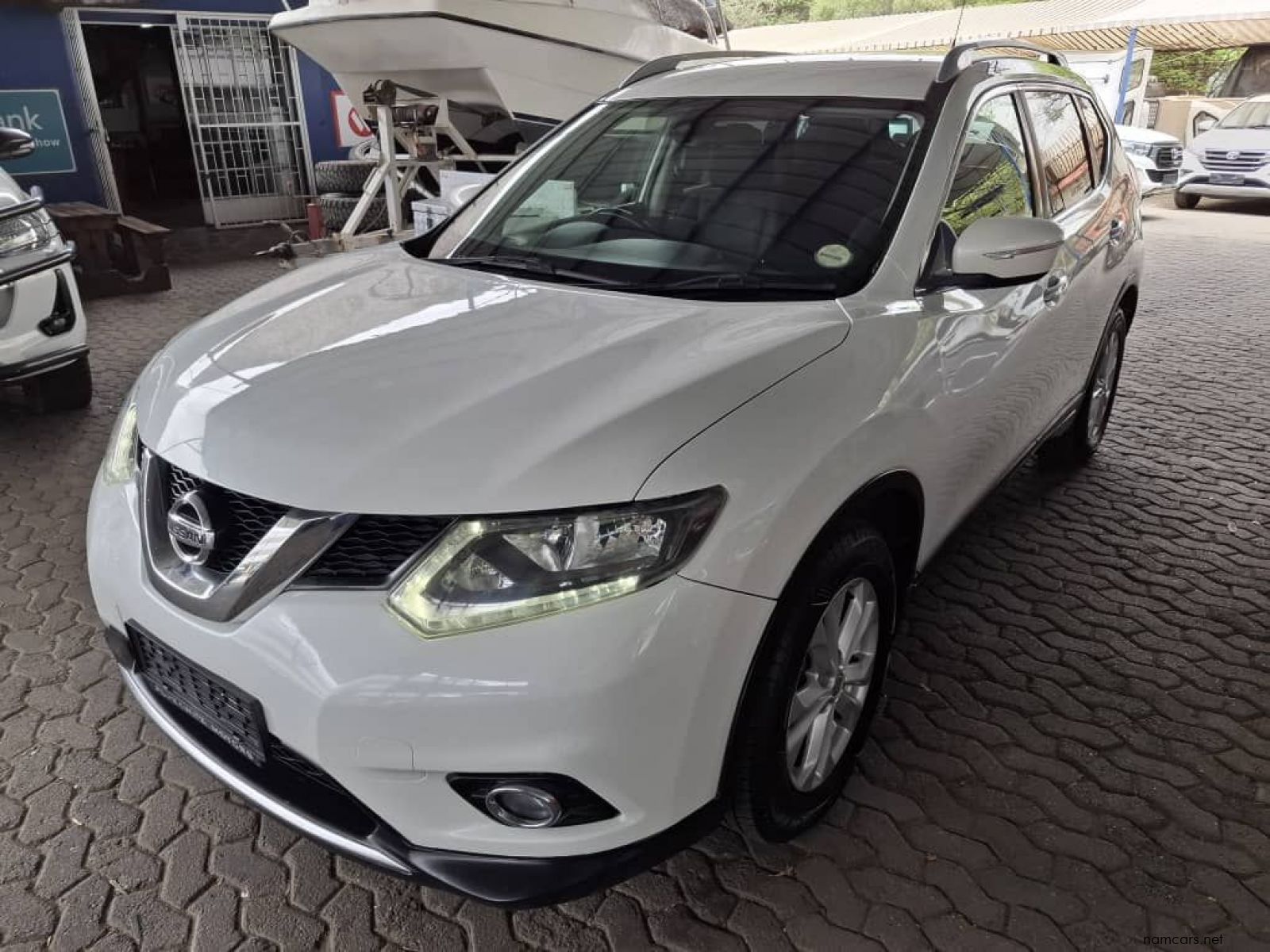 2017 Nissan X-TRAIL 2.5 ACCENTA 4X4 / AWD AUTO photo